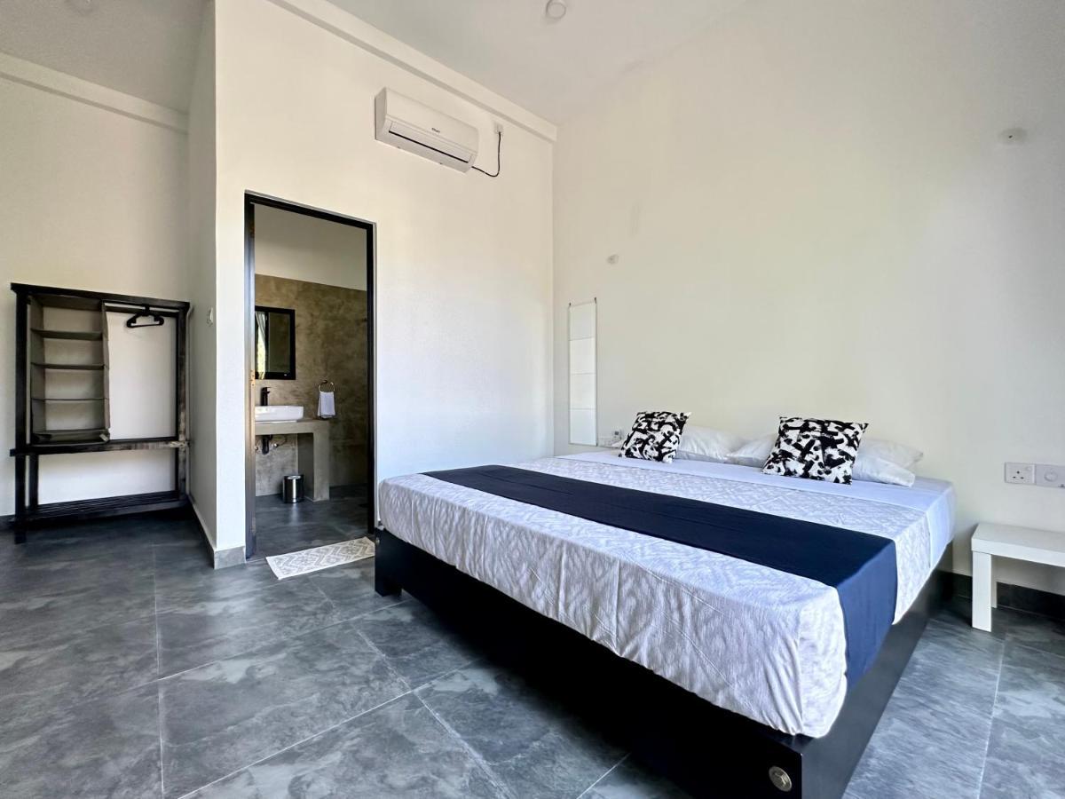 Zero Nero Hotel Unawatuna Bagian luar foto