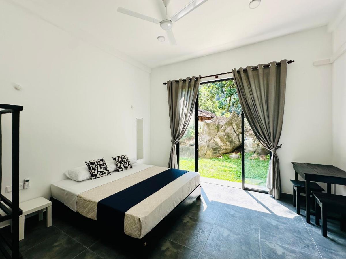 Zero Nero Hotel Unawatuna Bagian luar foto