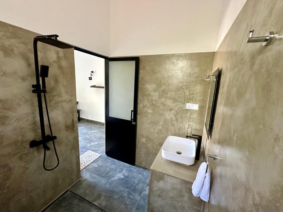 Zero Nero Hotel Unawatuna Bagian luar foto