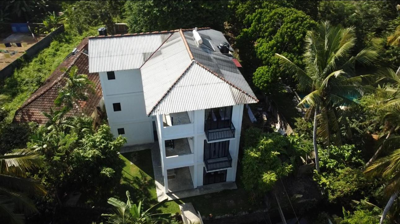 Zero Nero Hotel Unawatuna Bagian luar foto