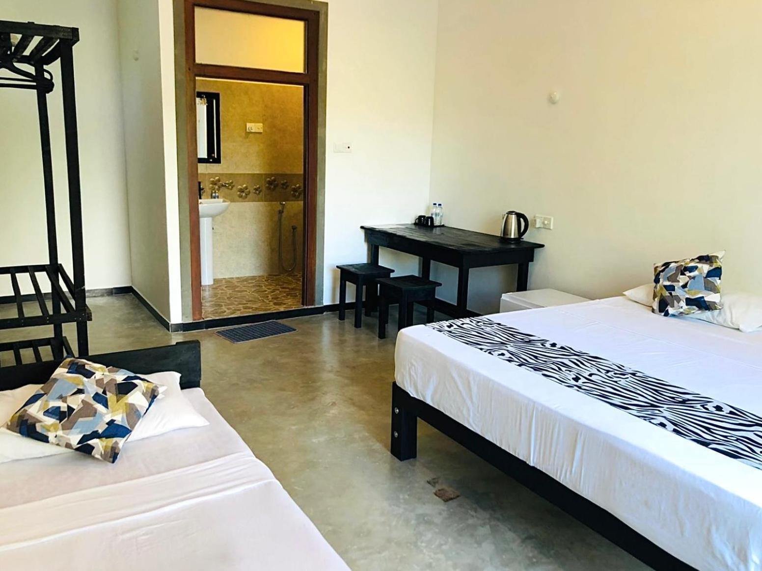 Zero Nero Hotel Unawatuna Ruang foto